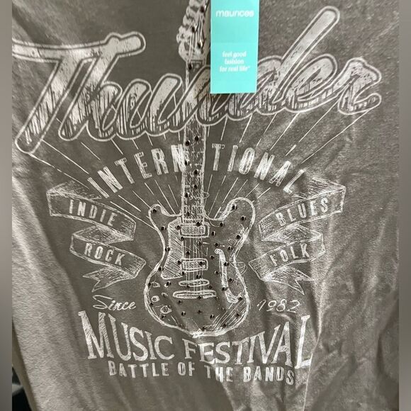 NWT Maurices Green Thunder Music Festival T-Shirt Size XS #330 - Picture 2 of 6